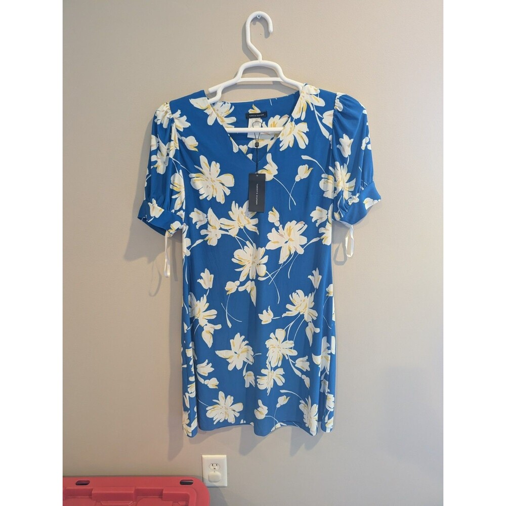 NWT Tommy Hilfiger Size 12 Women’s Blue White Floral Dress Spring Fit And Flare